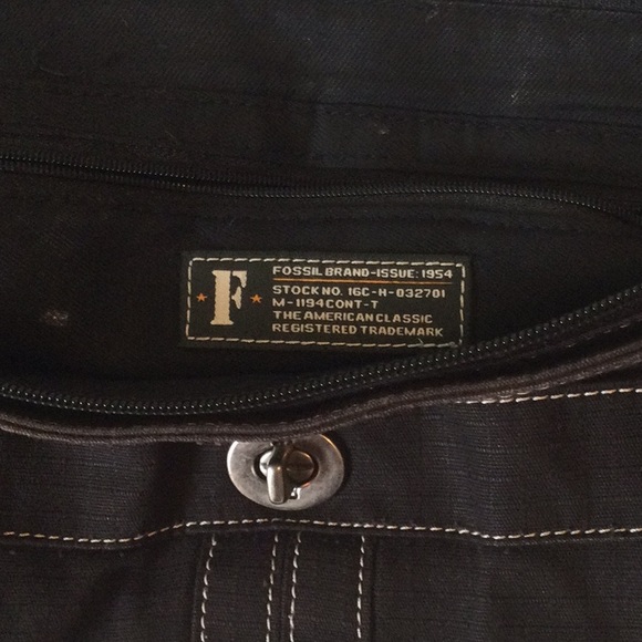 Fossil canvas shoulder/crossbody handbag. Jean style with adjustable strap. - Picture 5 of 5